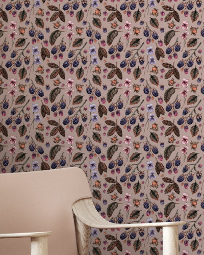Tapet vintage Bramble Hill cu model floral si fructe de padure