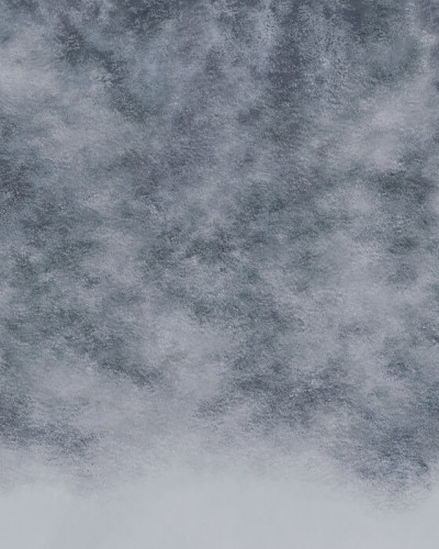 Wallpaper Up Blue, cu nuanțe delicate de albastru și o textură subtilă