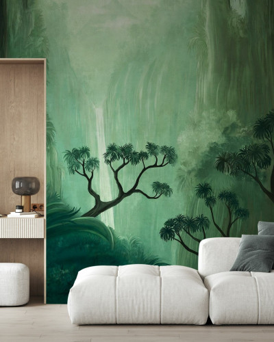 Tapet Lush Tropical cu design tropical luxuriant, verde vibrant, cu palmieri si plante tropicale.
