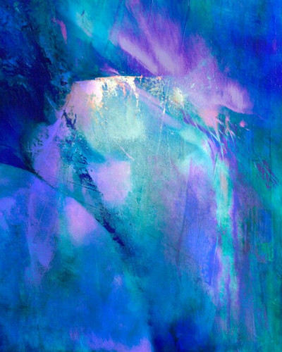 Tapet cu model abstract Purple Harmony, cu nuanțe de purpuriu, albastru și verde.