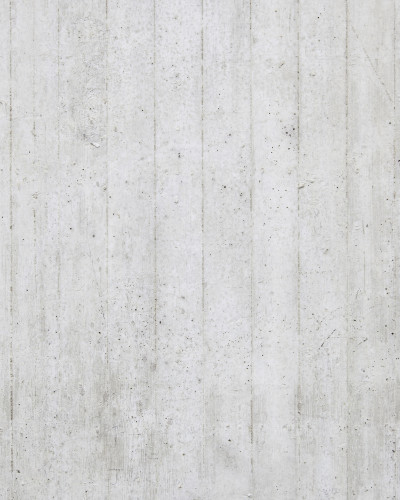 Living modern cu tapet personalizat Urban Loft Foundation cu aspect de beton, canapea gri, mobilier din lemn deschis și lampadar negru, decor minimalist și luminos.